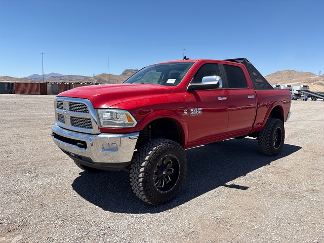 2014 Ram 1500 Laramie 4x4 Crew Cab Pickup