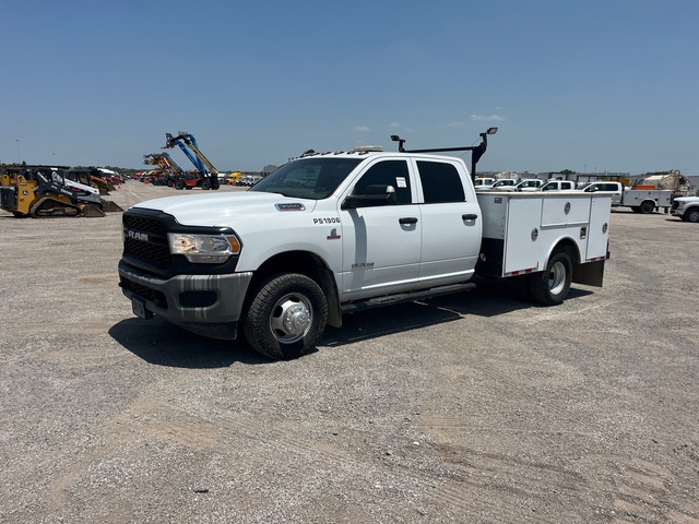 2022 Ram 3500 4x4 Crew Cab Utility Truck