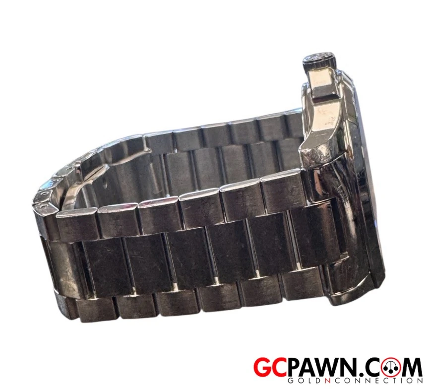 Gucci Wrist watch 126.4 Case 126 Government Surplus Auction - Photo #3