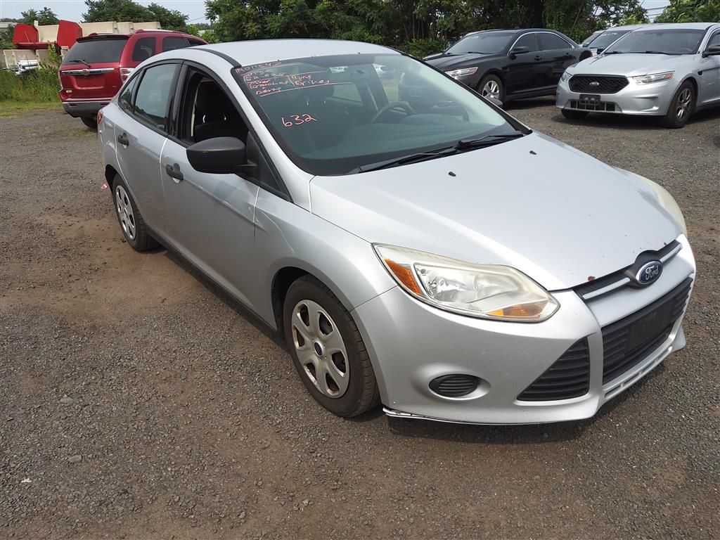 2013 Ford Focus (Hartford, CT 06114) Ford  Government Surplus Auction - Photo #3