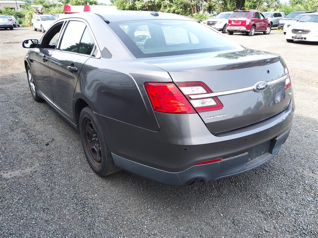 2015 Ford Taurus (Hartford, CT 06114) Ford Taurus Government Surplus Auction - Photo #5