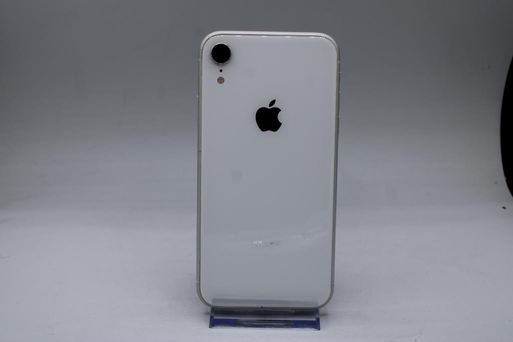 Apple IPhone XR, 64 GB, Unknown Carrier Apple IPhone Government Surplus Auction - Photo #2