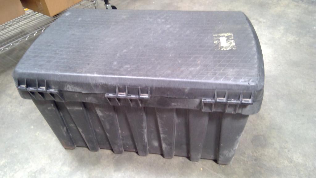 Hyper Tough Jack Stands, Floor Jack, And More, 6 Pieces In Pro Tuff Bin   Government Surplus Auction - Photo #4