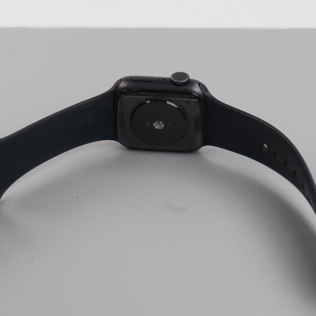 Apple Watch Series SE Sold For Parts Case  Government Surplus Auction - Photo #4