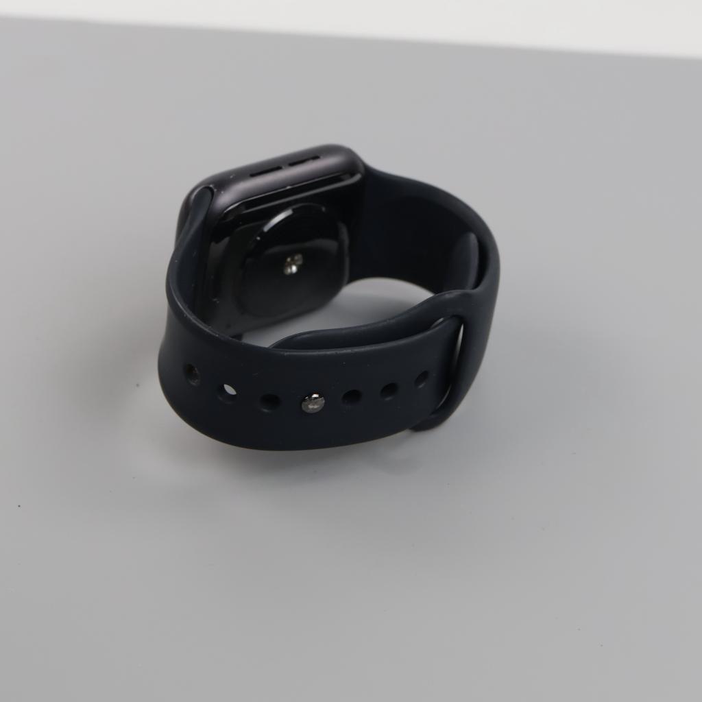 Apple Watch Series SE Sold For Parts Case  Government Surplus Auction - Photo #5