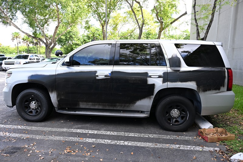 2015 Chevrolet Tahoe (Aventura, FL 33180) Chevrolet Tahoe Government Surplus Auction - Photo #6