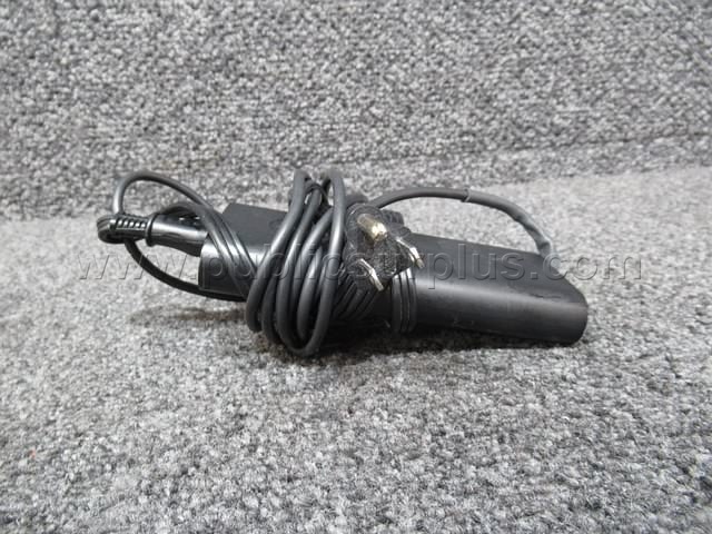 ASST AC ADAPTERS (3 TOTAL) ~ MR-27-18 (R17B) Case  Government Surplus Auction - Photo #4