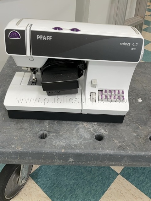 PFAFF SEWING MACHINE SELECT 4.2 #4