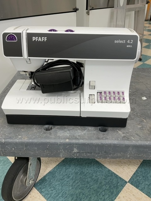 PFAFF SEWING MACHINE SELECT 4.2 #5