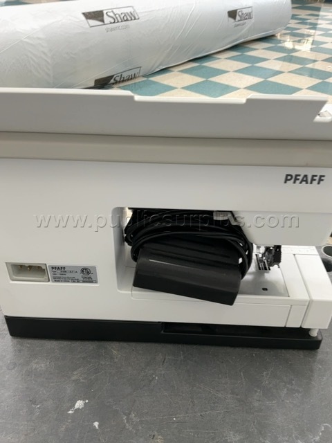 PFAFF SEWING MACHINE SELECT 4.2 #5   Government Surplus Auction - Photo #5