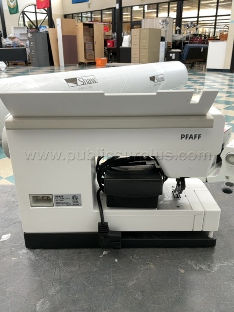PFAFF SEWING MACHINE SELECT 4.2 #6   Government Surplus Auction - Photo #5