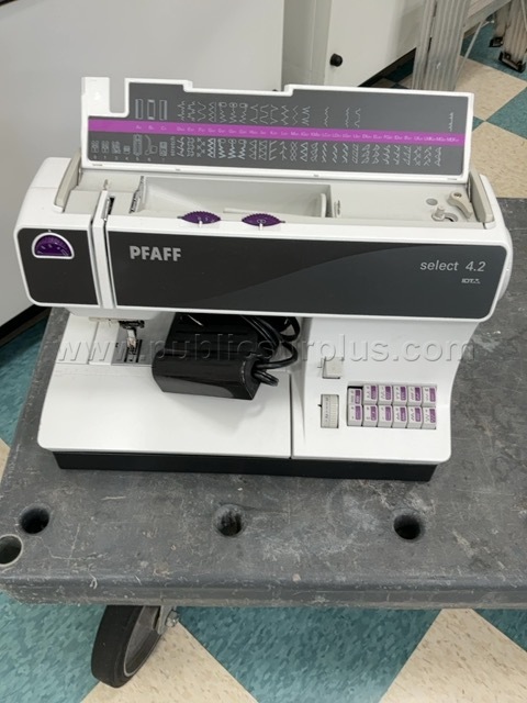PFAFF SEWING MACHINE SELECT 4.2 #7