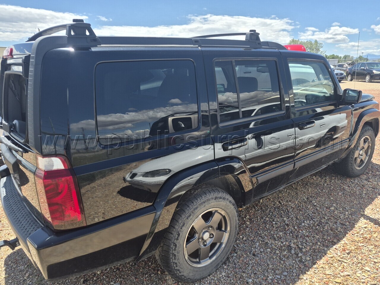 Black 2007 Jeep Commander Jeep  Government Surplus Auction - Primary Photo