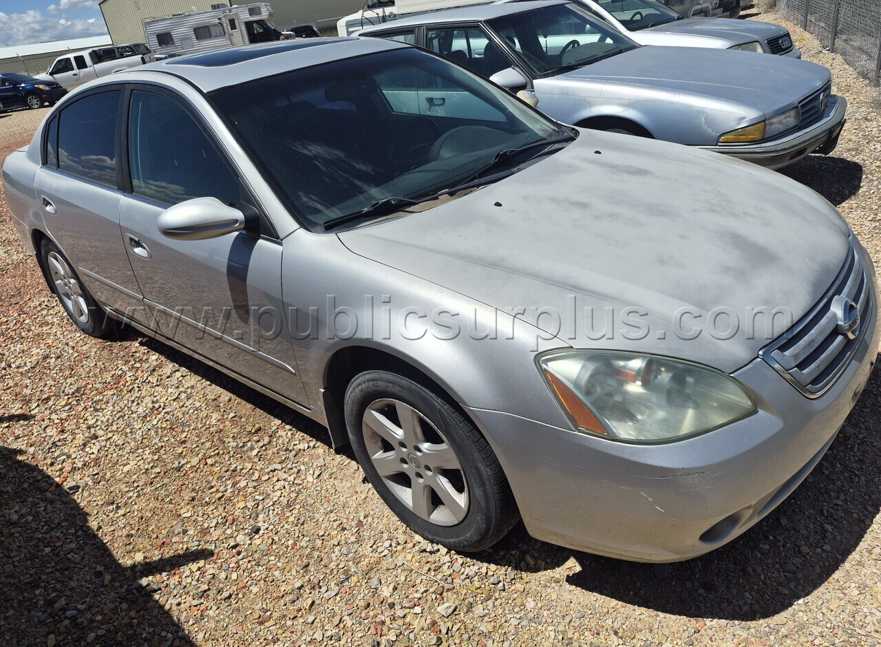 Silver 2004 Nissan Altima