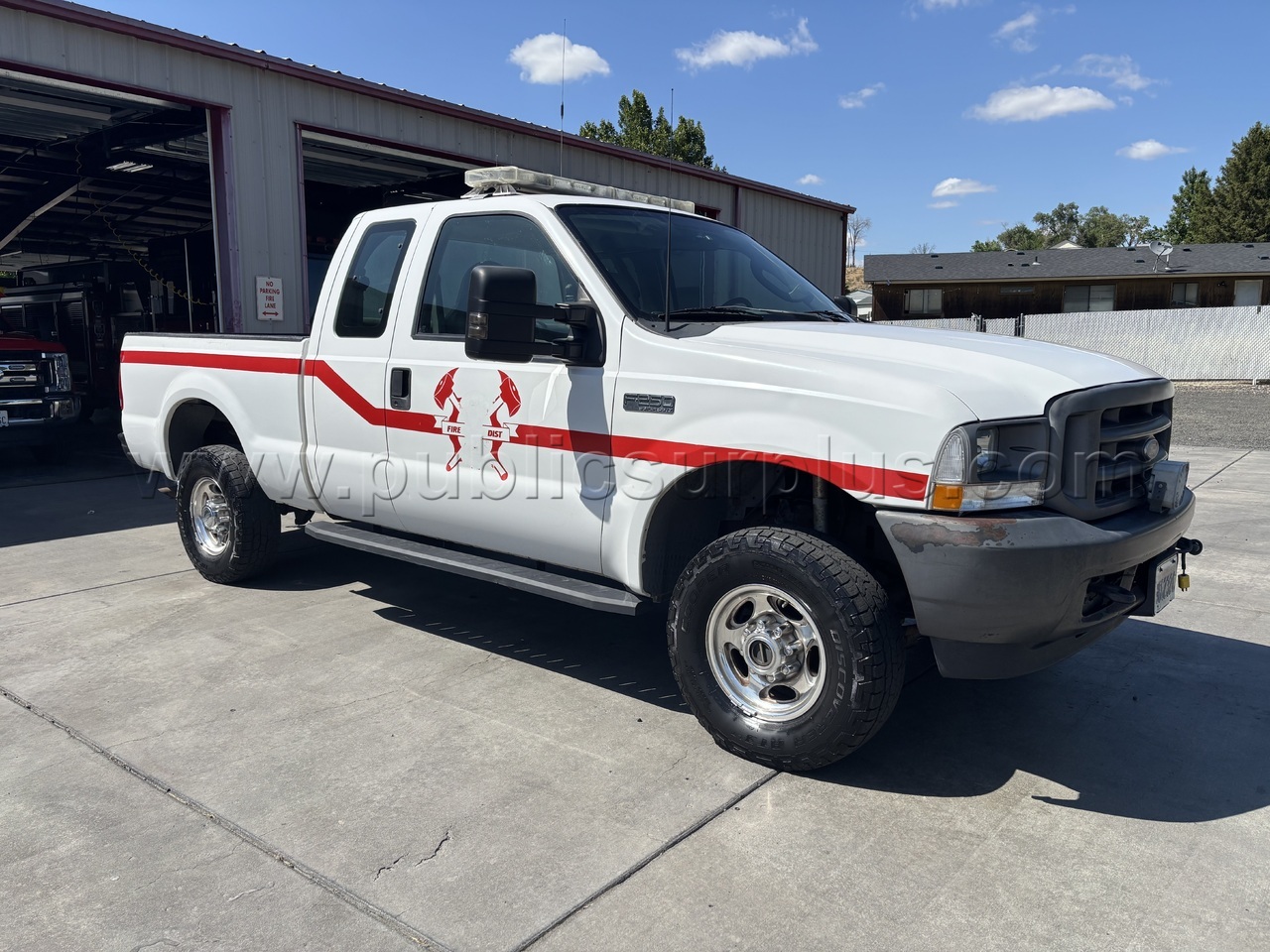 2003 Ford F-250 SuperDuty 4x4 Extended Cab XL Short Box 5.4L Ford F-250 Government Surplus Auction - Photo #3