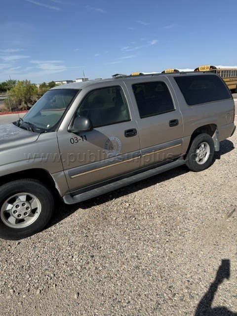 2003 CHEVROLET SUBURBAN Chevrolet SUBURBAN Government Surplus Auction - Photo #3