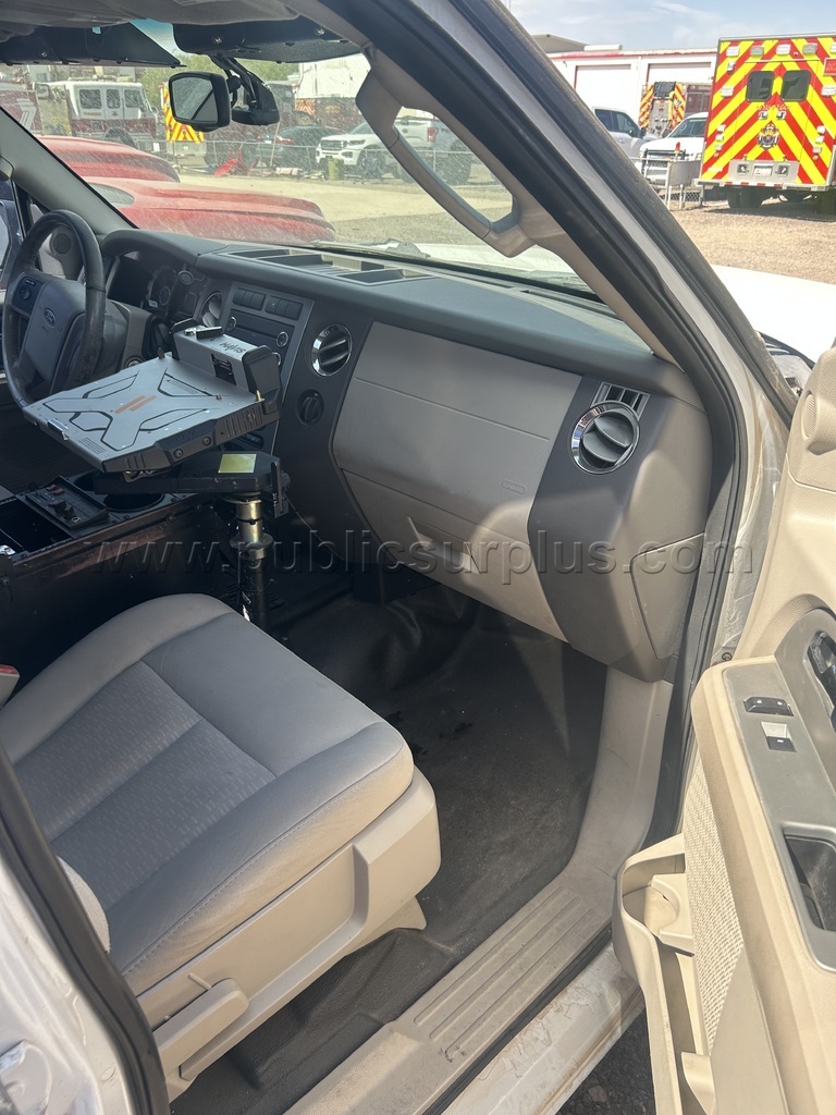 Ford Expedition XLT Ford Expedition Government Surplus Auction - Photo #6