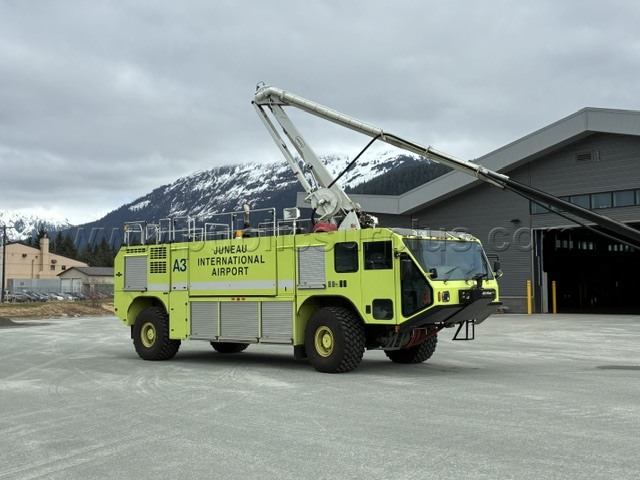 2003 Oshkosh Striker 1500 (ARFF Vehicle)- located in Juneau, AK