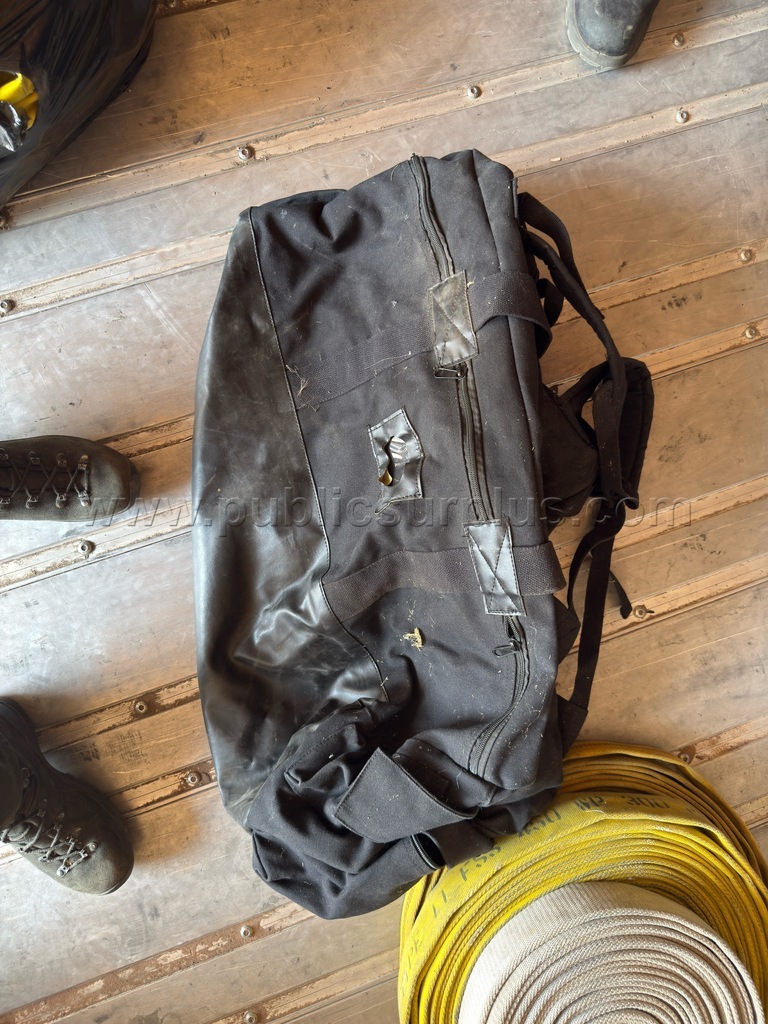 (1) Lot | (21) Wildland fire packs & (13) Miscellaneous WL Bags Freightliner M2 106 Government Surplus Auction - Photo #6