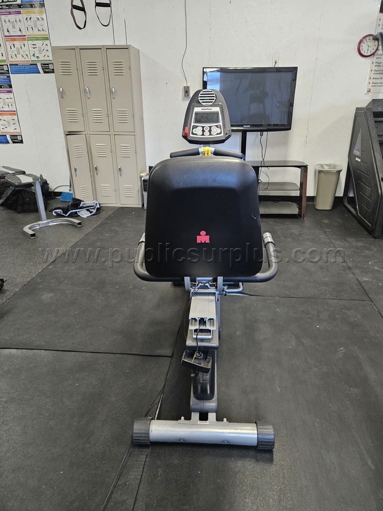 (1) Ironman Heavy Duty Recumbent Exercise Bike   Government Surplus Auction - Photo #4