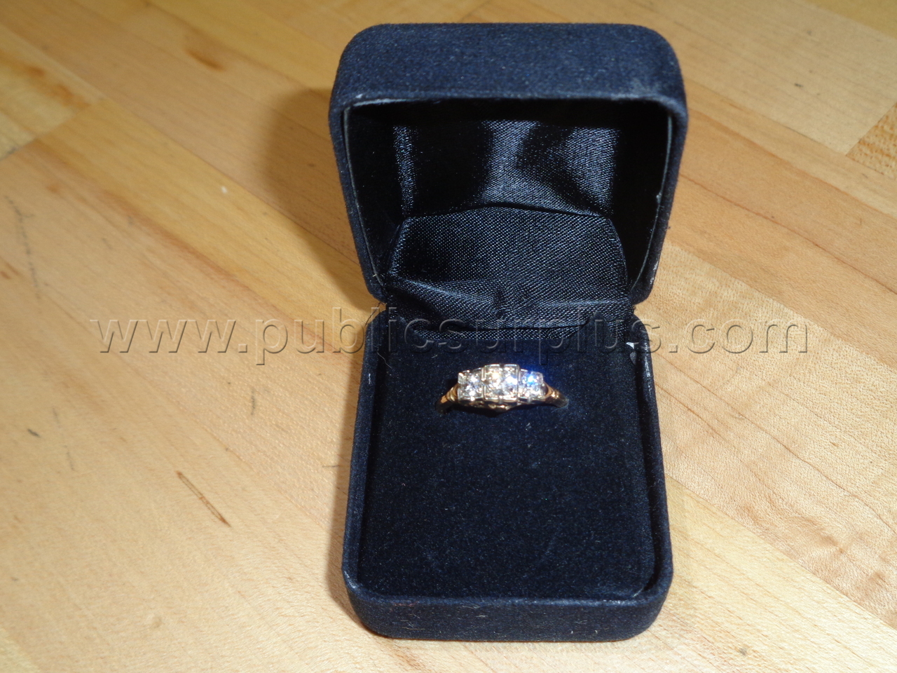 Diamond Ring   Government Surplus Auction - Photo #2