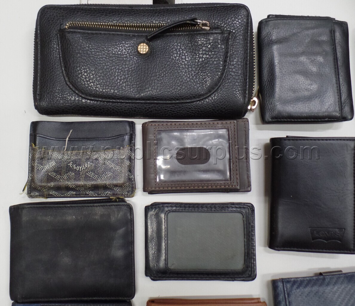 17 WALLETS **JAIL 5-26-26**   Government Surplus Auction - Photo #2