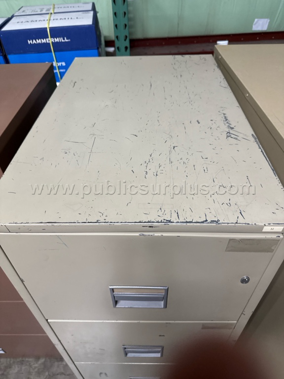 File Cabinet #H Beige   Government Surplus Auction - Photo #3