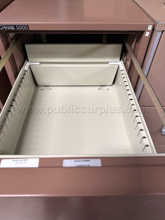 Schwab 5000 File Cabinet # 7G   Government Surplus Auction - Photo #4