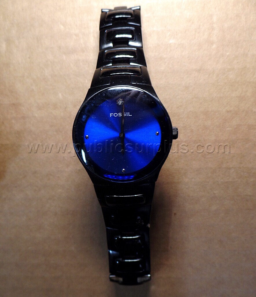 LOT OF 3 WATCHES & 2 BRACELLETS 8/10/26   Government Surplus Auction - Photo #2