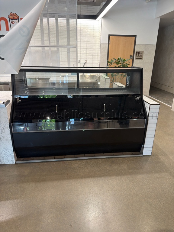 Federal Industries Display Fridge   Government Surplus Auction - Primary Photo