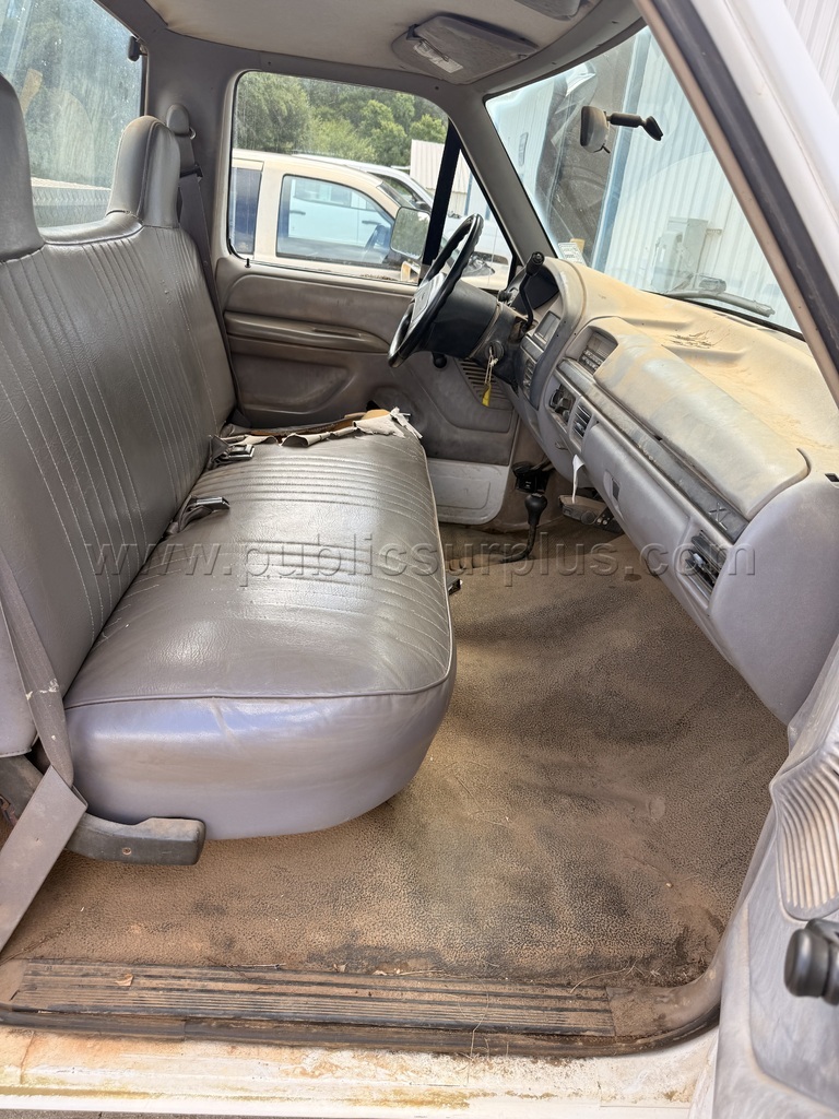 1997 Ford F-250 Truck (Veh 2908) (IF114683) [Jay, Florida]- DD Ford F-250 Government Surplus Auction - Photo #3