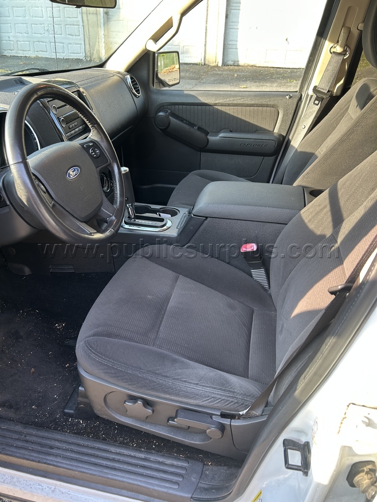 2010 Ford Explorer Ford Explorer Government Surplus Auction - Photo #5