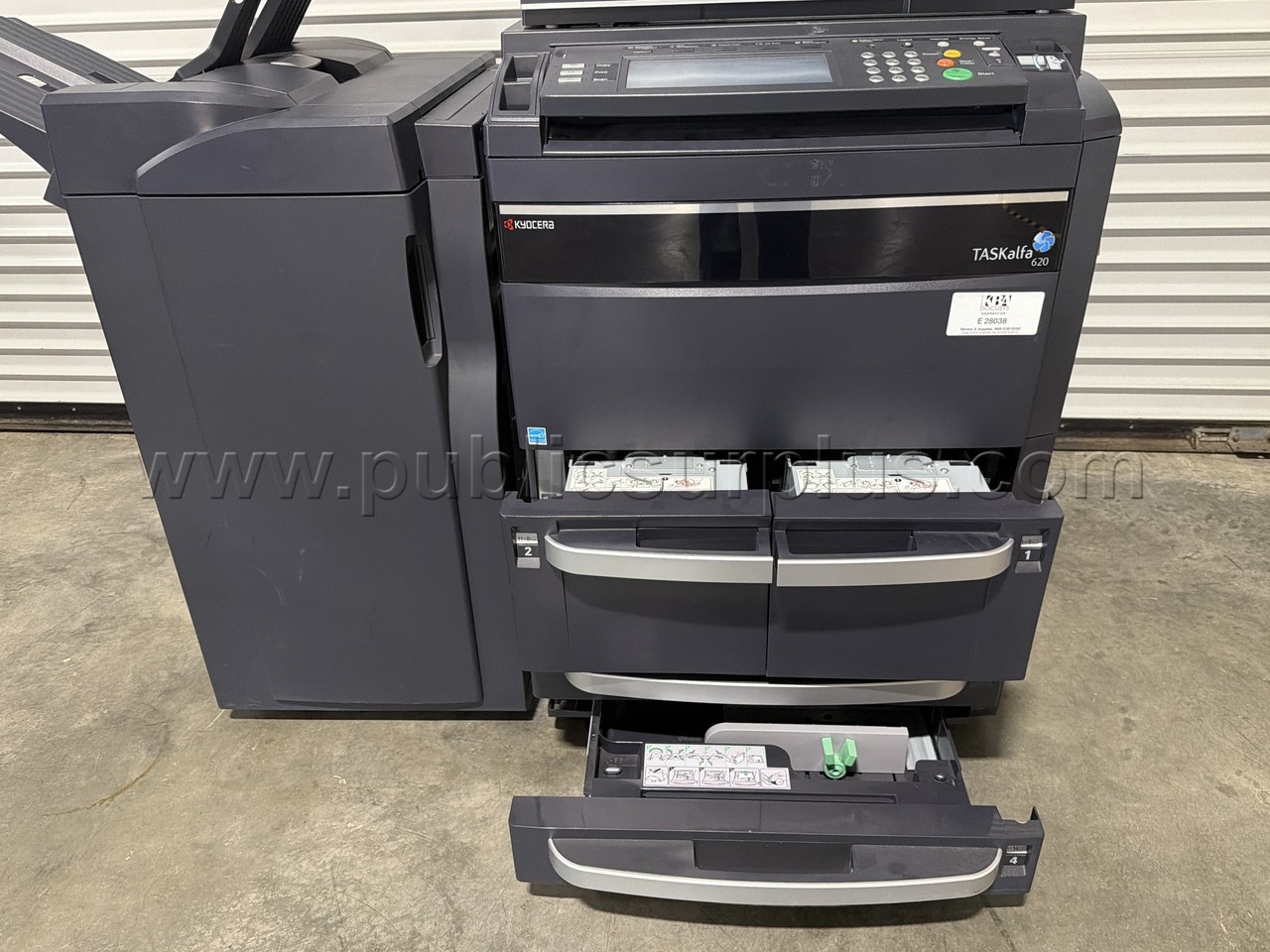 CA   Government Surplus Auction - Photo #4