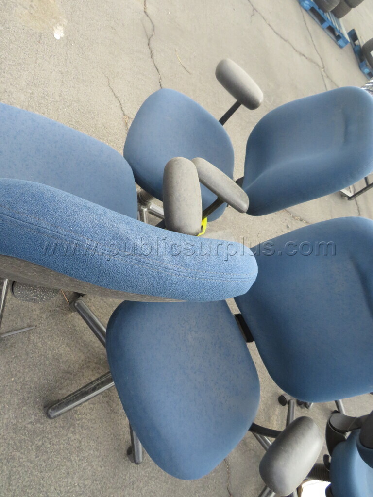 Lot of 3 Rolling Chairs   Government Surplus Auction - Photo #5