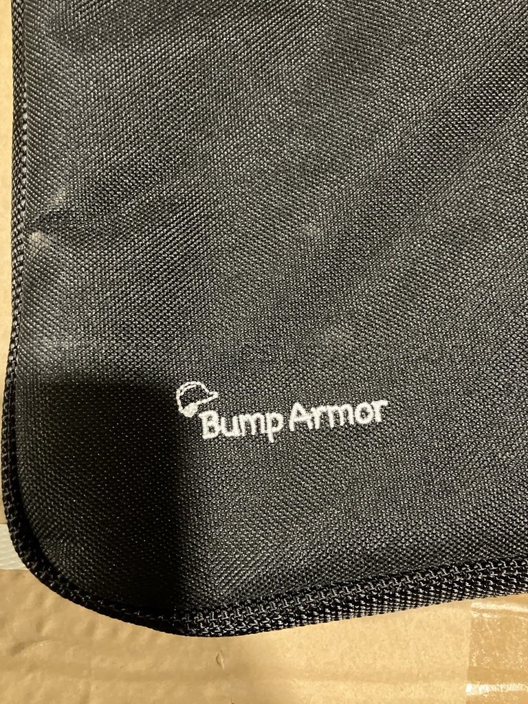 Carrying Case, Bump Armor, Slim Carry Sleeve Case of 40 pcs - NEW Case  Government Surplus Auction - Photo #3