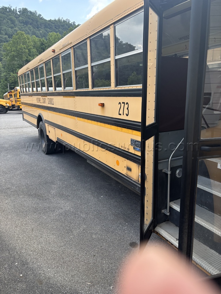 Bus 273  273 Government Surplus Auction - Photo #3