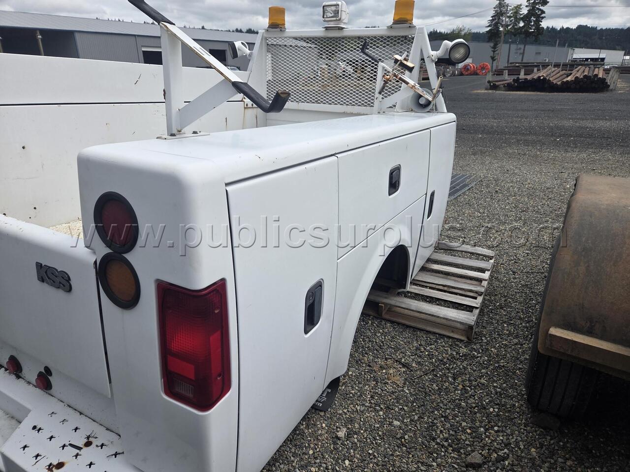 KSS Model Service Body was on a 2011 F250  F250 Government Surplus Auction - Photo #6