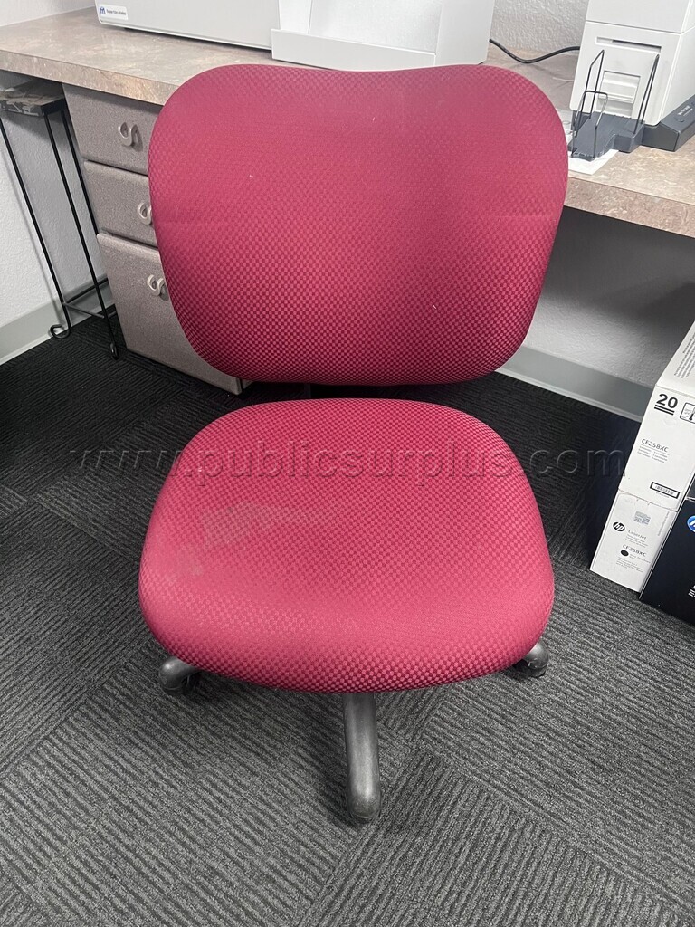 Red Rolling Office Chair (9126)