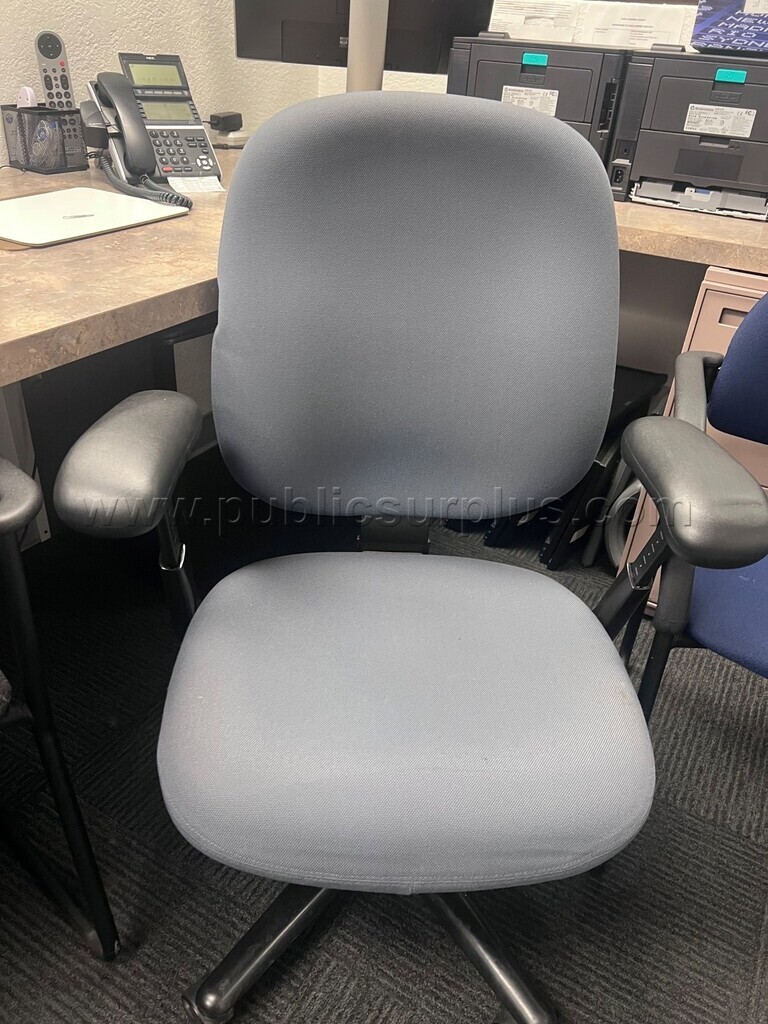 Gray Rolling Office Chair (9128)
