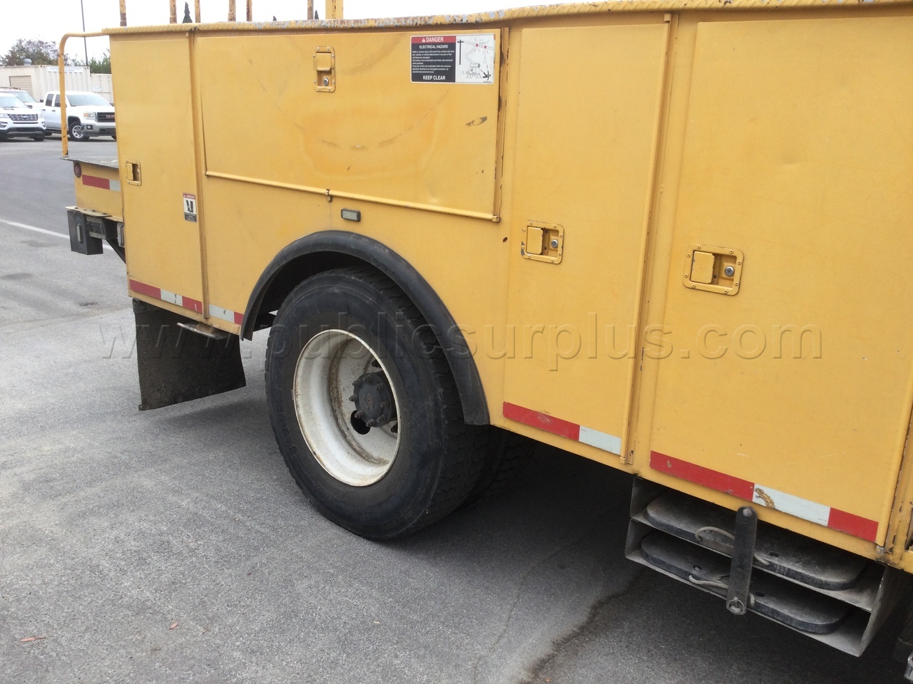 2009 Sterling Altec Bucket Truck - 5431 Altec 5431 Government Surplus Auction - Photo #5