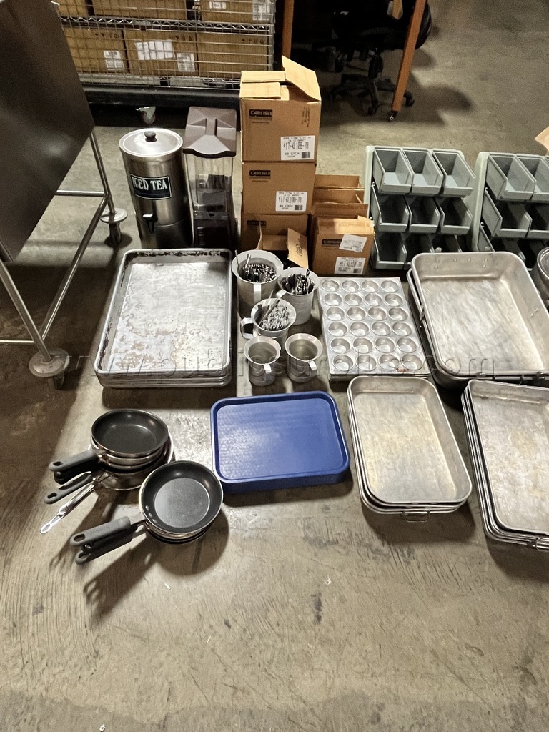 Lot of Assorted Kitchen/Restaurant Smallware's w/Stainless Steel Carts   Government Surplus Auction - Photo #4