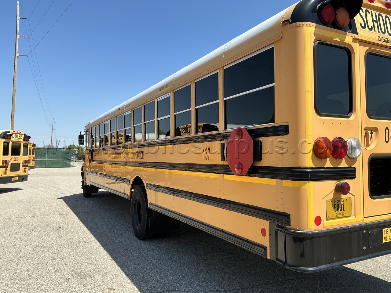 2014 International CE School Bus # 137 International 137 Government Surplus Auction - Photo #3