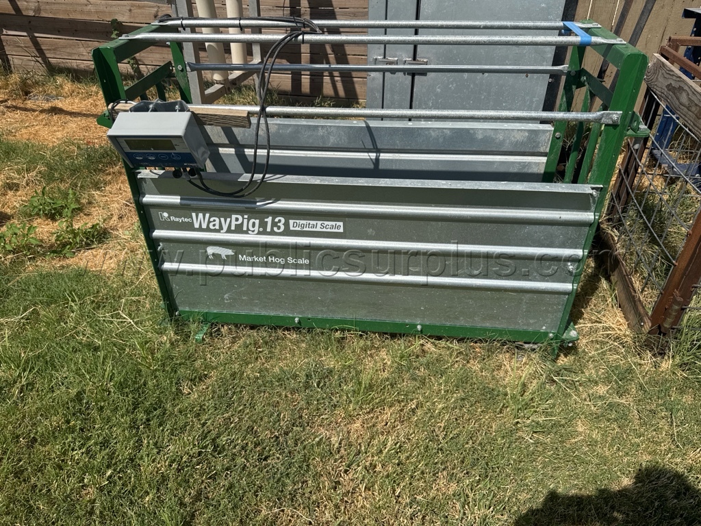 miscellaneous pig pens   Government Surplus Auction - Photo #12
