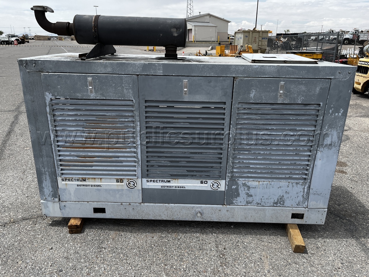 LOT - 121E Commercial Generator