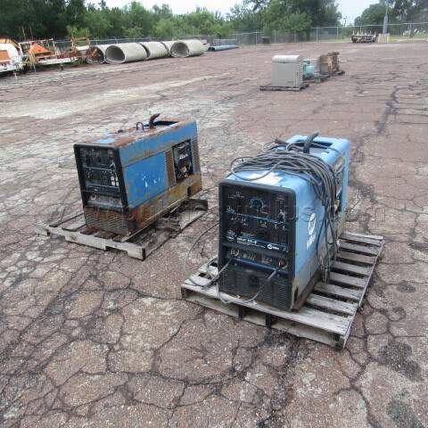 LOT - 146E Miller Bobcat 225 NT Welders Bobcat 146E Government Surplus Auction - Photo #6