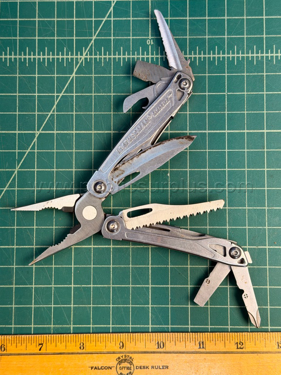 Leatherman Multi-Tools (Variety) - QTY 5 - Shipping $12.00   Government Surplus Auction - Photo #6