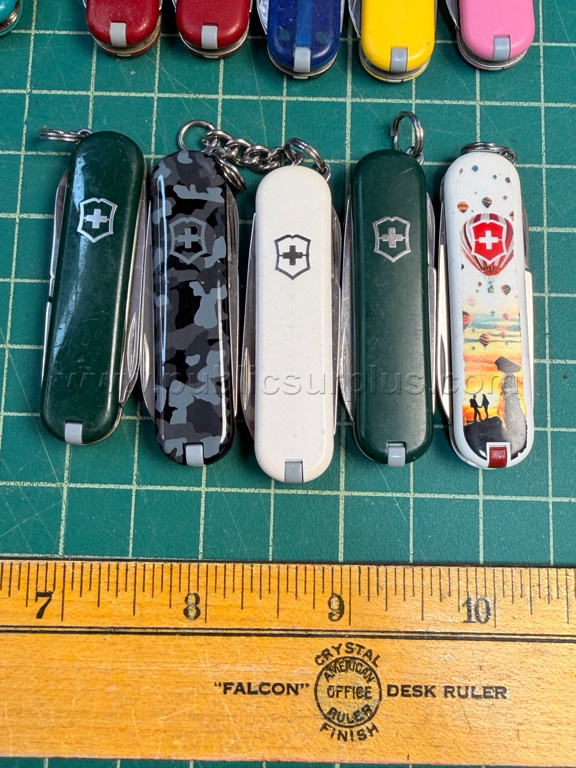 Small Victorinox Swiss Army Knives - QTY 50 - Shipping $12.00   Government Surplus Auction - Photo #2