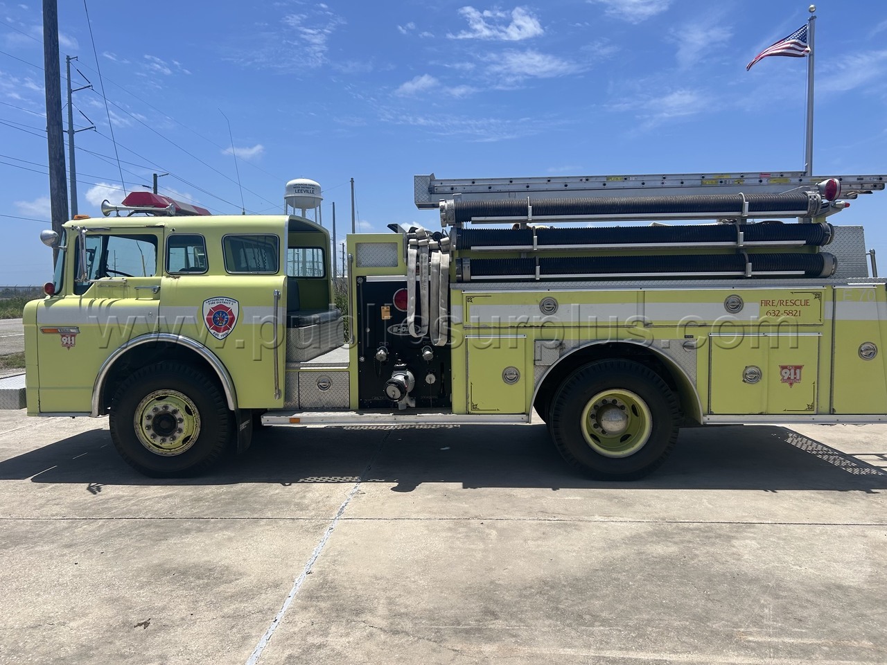 1987 Ford 8000 E-one pumper 1250 hale pump Ford 8000 Government Surplus Auction - Photo #4