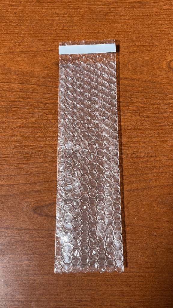 Lot of (1000) Staples Self-Seal Bubble Pouches -3338 Case 1000 Government Surplus Auction - Photo #5