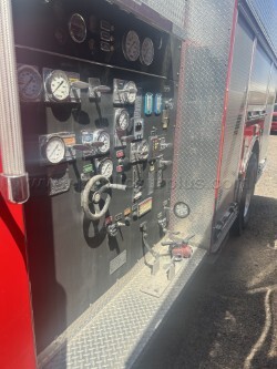 Pierce Firetruck Pierce  Government Surplus Auction - Photo #2